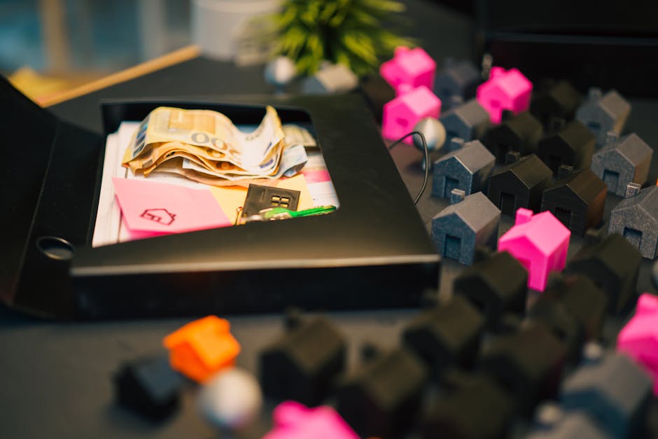 House model with money representing earnest money and bidding strategies